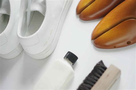 how to get black scuff marks off white shoes|scuff eraser.